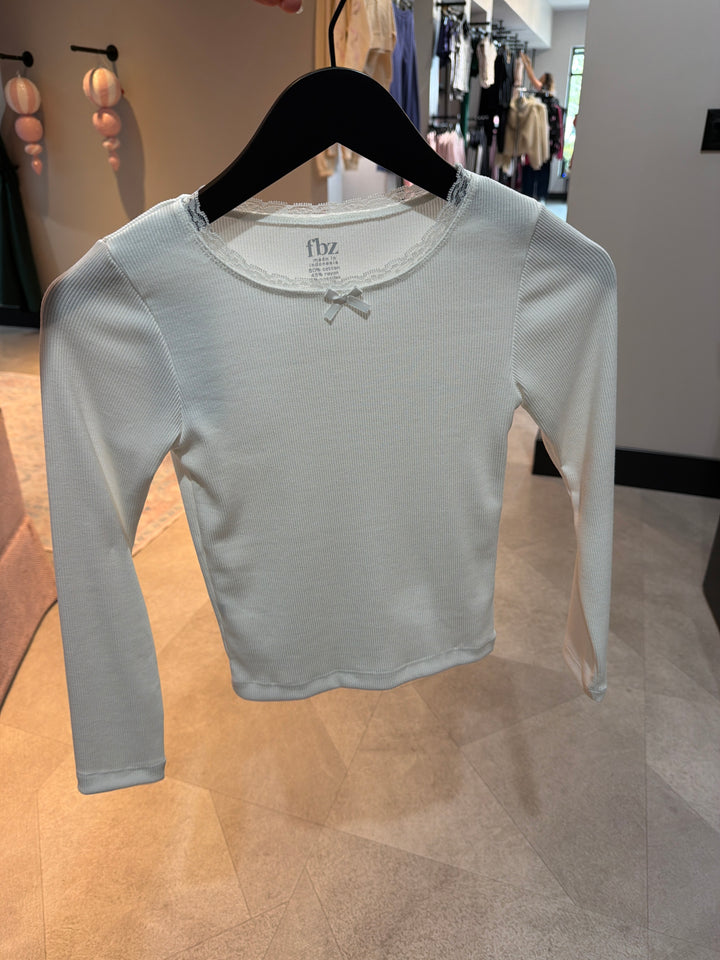 fbz Top Off, White with Renda Lace Trim, Long Sleeve
