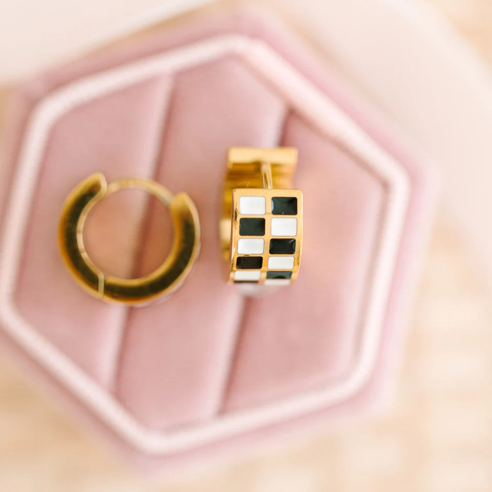 pierced Chunky Checker Huggies