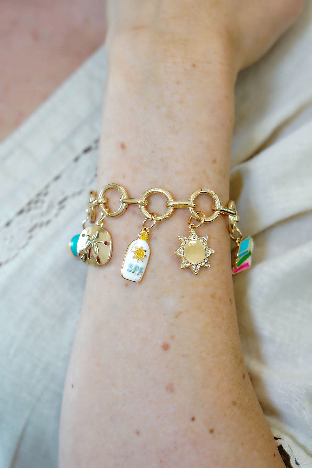 Canvas Style Juliette Charm Collector Bracelet Base, Shiny Gold